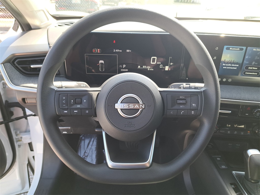 2026 Nissan Kicks SV photo 21