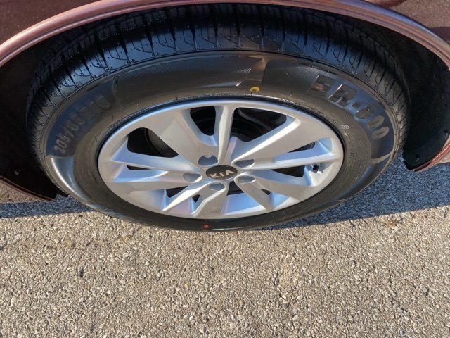 2016 Kia Optima LX photo 31