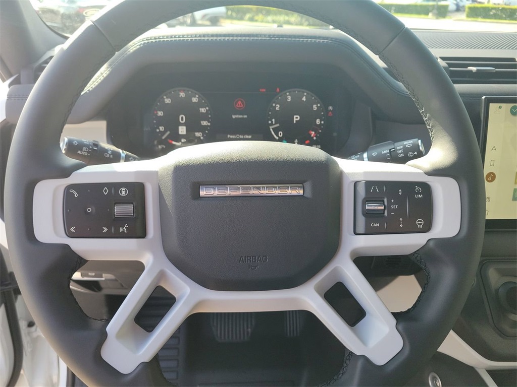 2025 Land Rover Defender 110 X-Dynamic SE photo 2