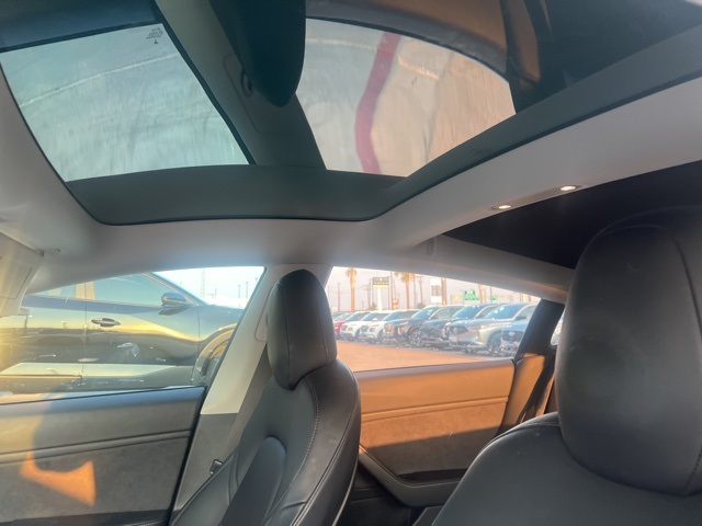 2018 Tesla Model 3 Long Range photo 15