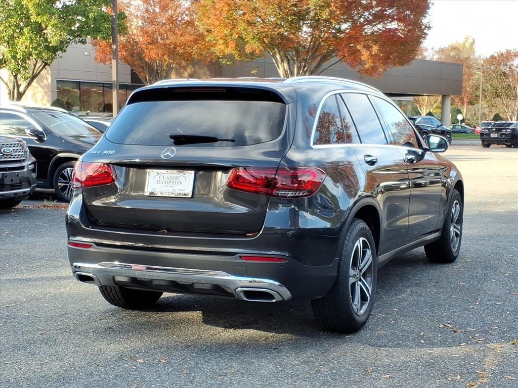2021 Mercedes Benz GLC 300 photo 4