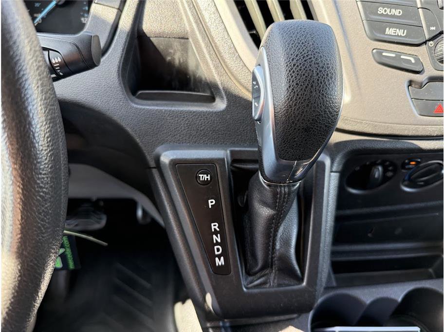 2018 Ford Transit Passenger XLT photo 33