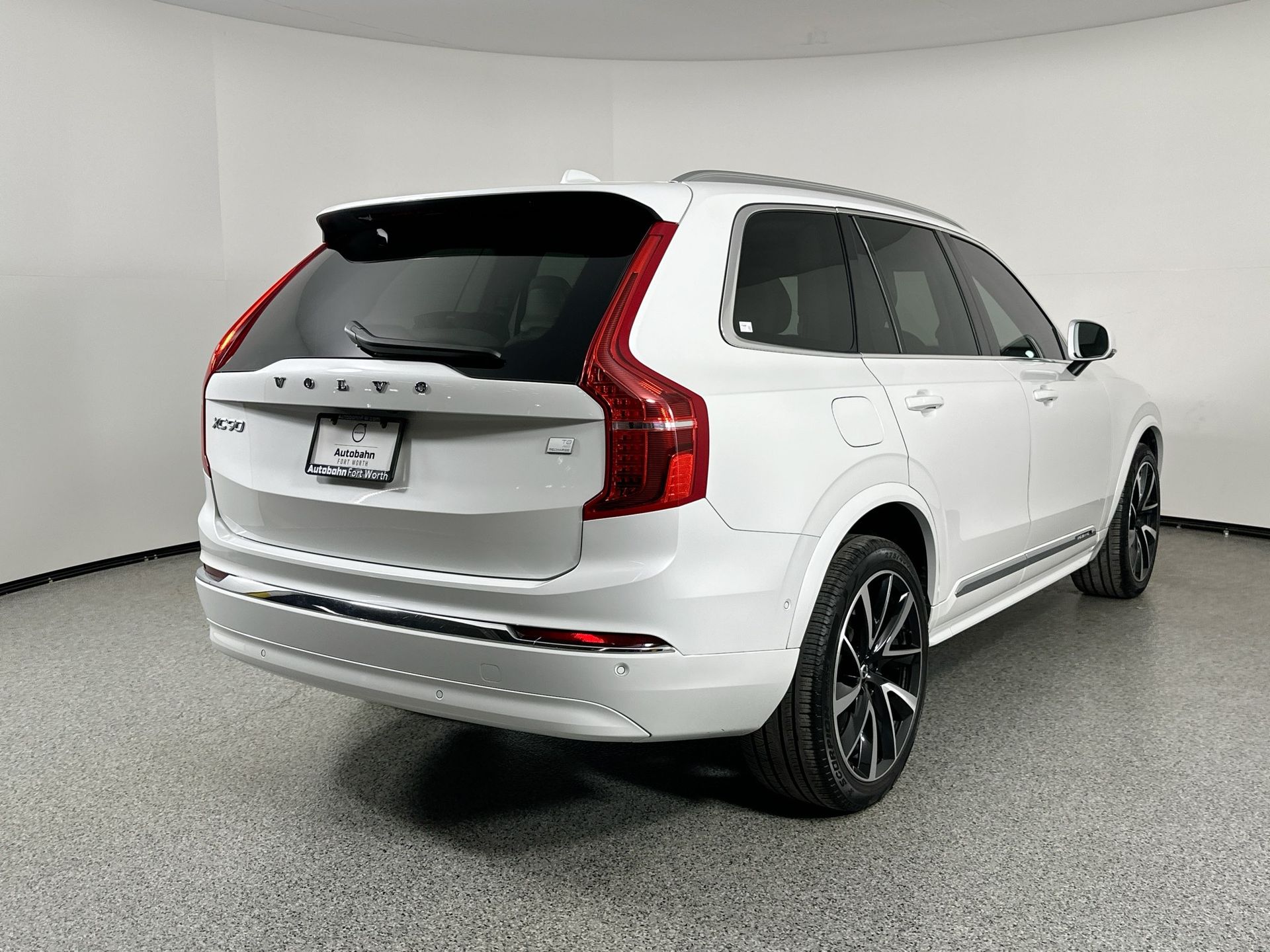 2023 Volvo XC90 Recharge Ultimate photo 4