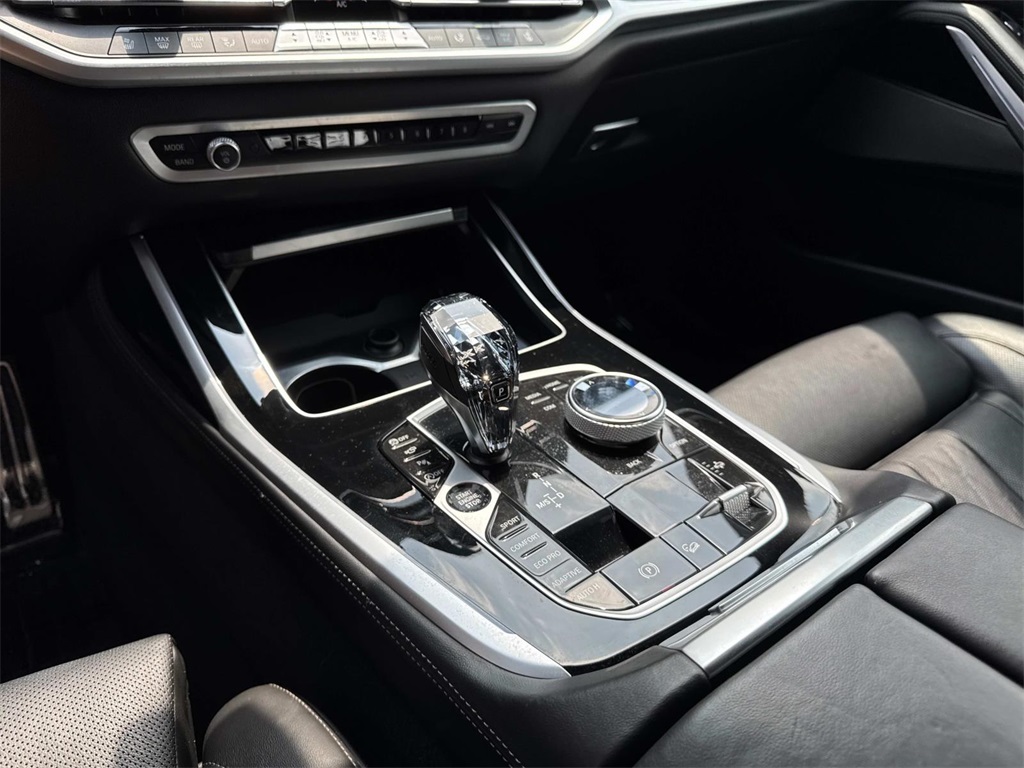2022 Bmw X7 M50i photo 25