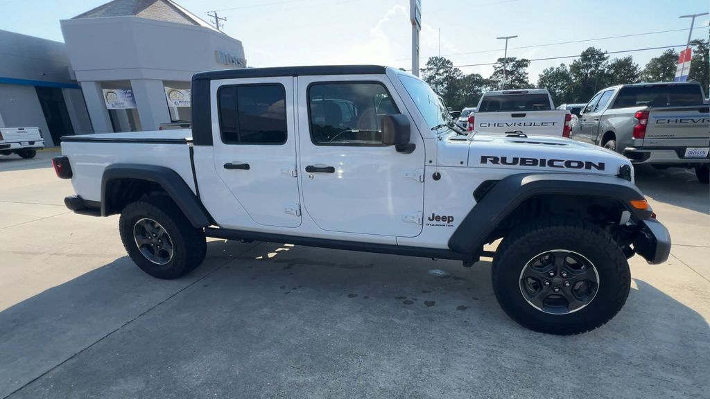 2023 Jeep Gladiator Rubicon photo 2