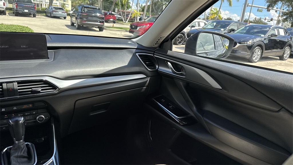 2021 Mazda CX-9 Touring photo 14