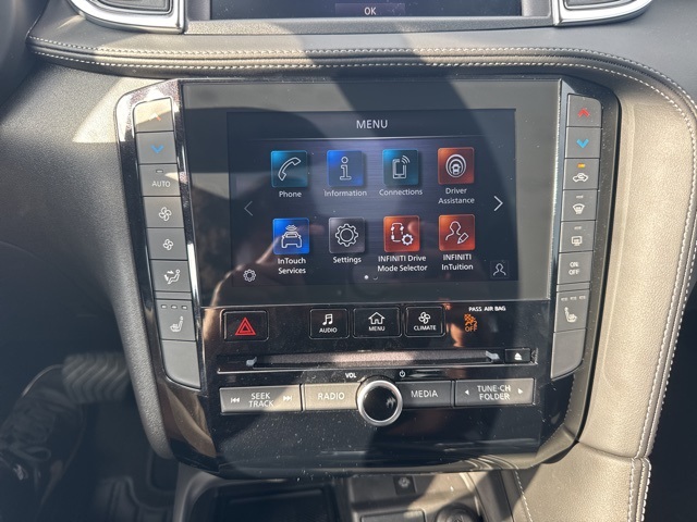 2025 Infiniti QX50 Luxe AWD photo 12