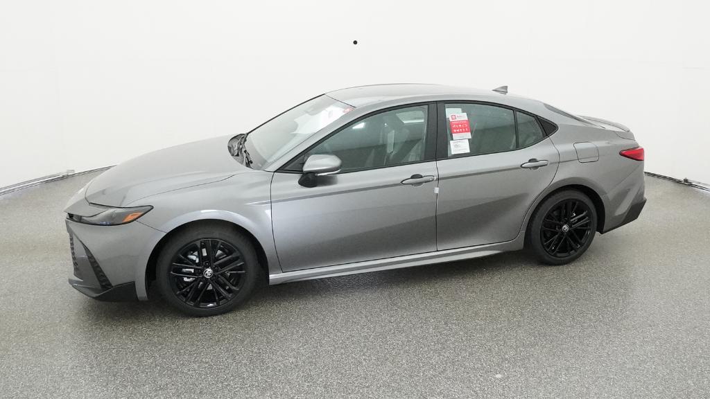 2026 Toyota Camry SE photo 4