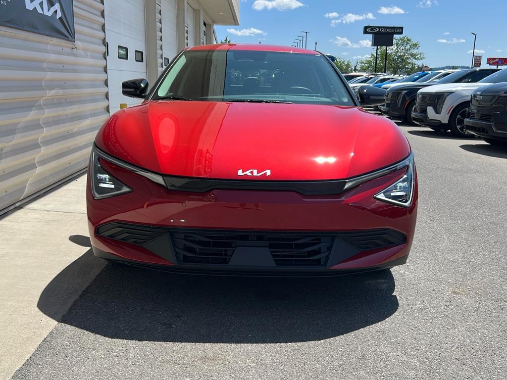 2025 Kia EV6 Light photo 2