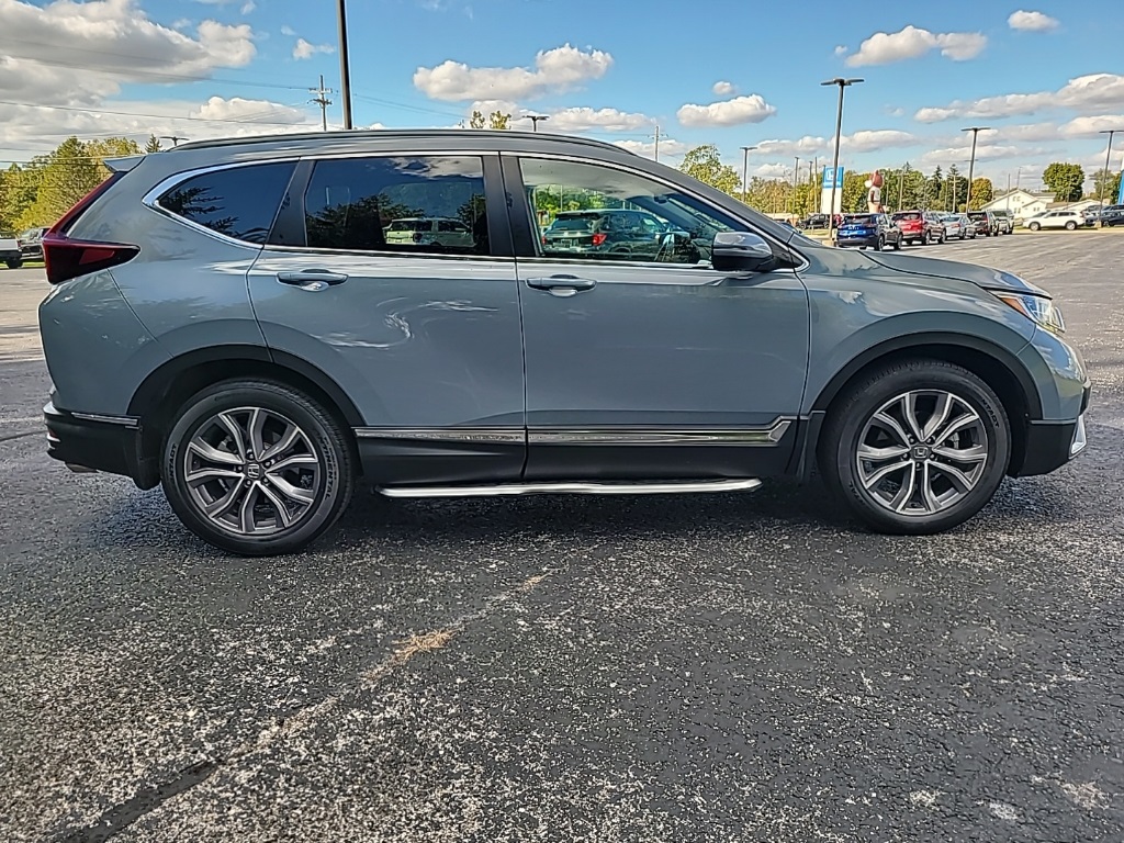 2022 Honda CR-V Touring photo 3