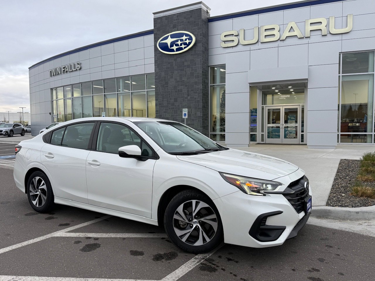 2023 Subaru Legacy Premium's photo