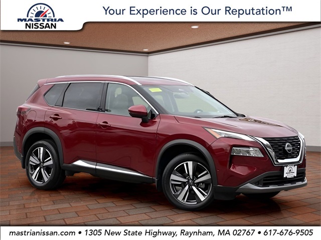 2023 Nissan Rogue SL's photo