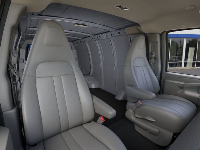 2025 Chevrolet Express Cargo Van photo 13
