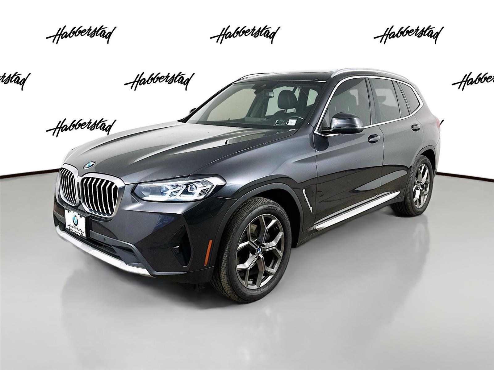 2022 BMW X3 30i's photo