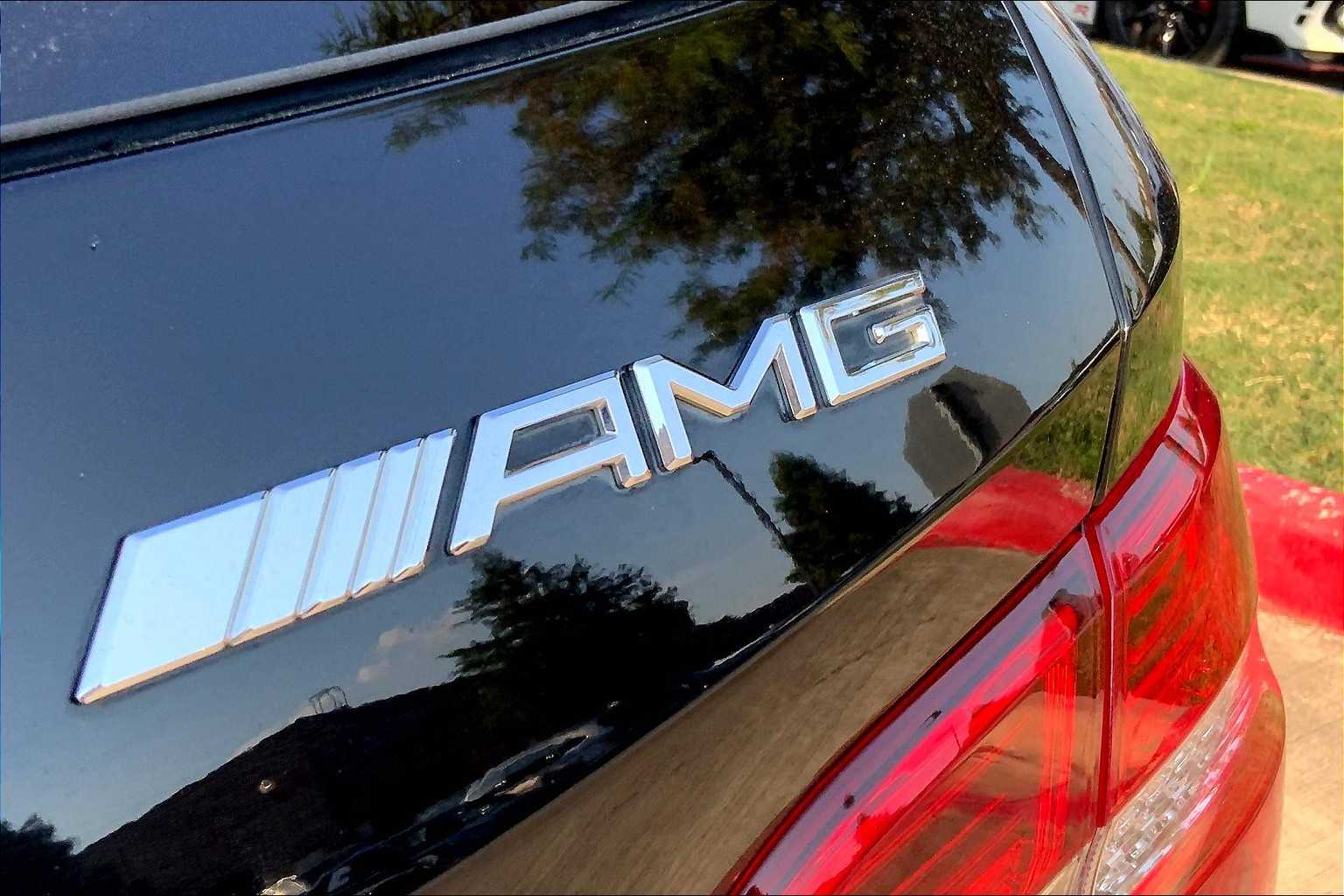 2015 Mercedes Benz ML 63 photo 6