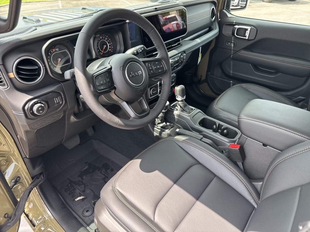 2025 Jeep Gladiator Sport photo 35