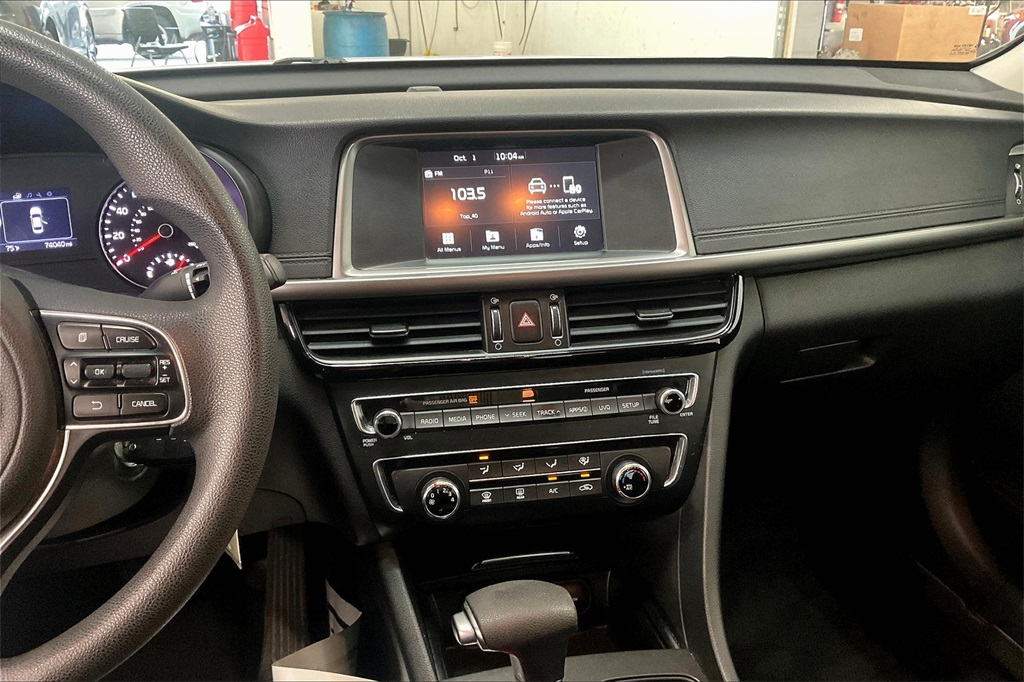 2018 Kia Optima LX photo 5