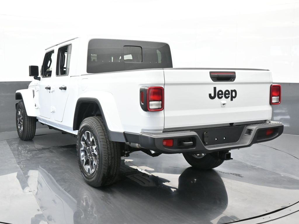 2024 Jeep Gladiator Sport photo 4