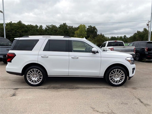 2024 Ford Expedition Limited photo 2