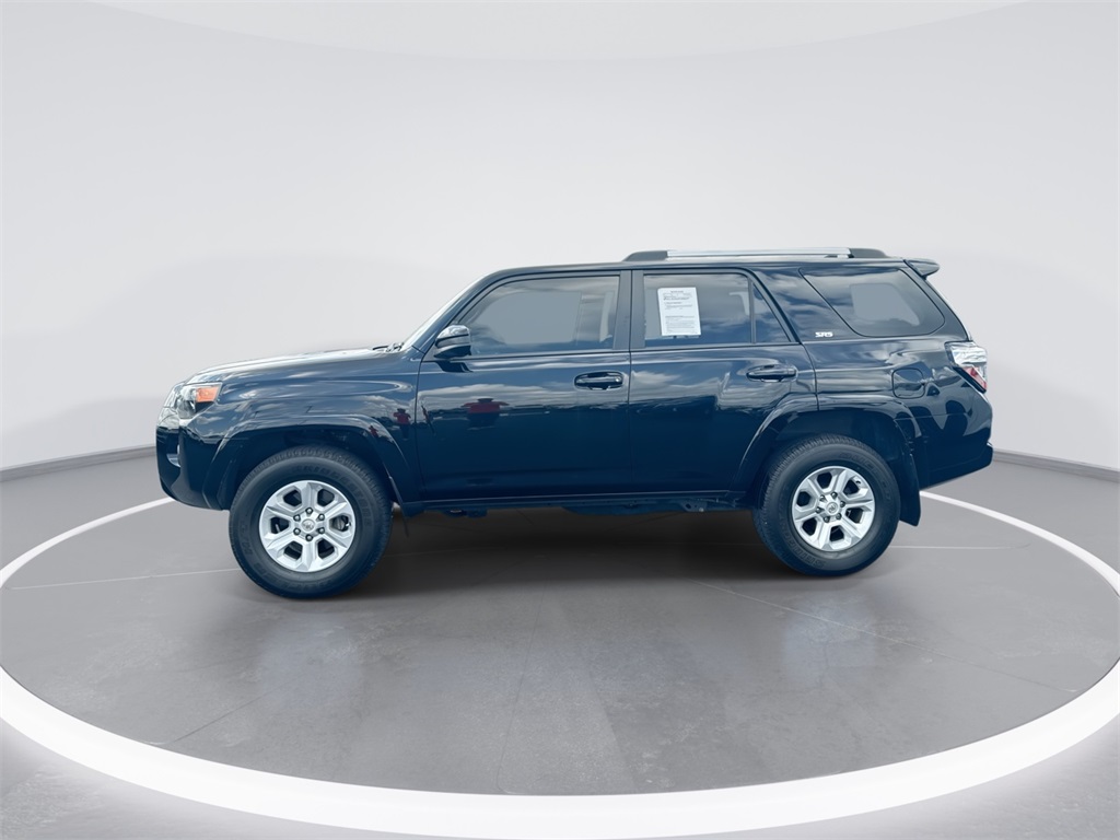 2023 Toyota 4Runner SR5 4WD photo 4