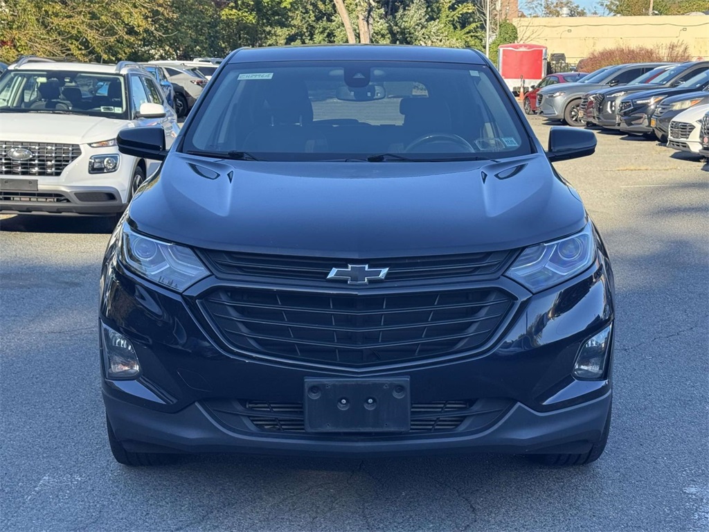2020 Chevrolet Equinox LT photo 2