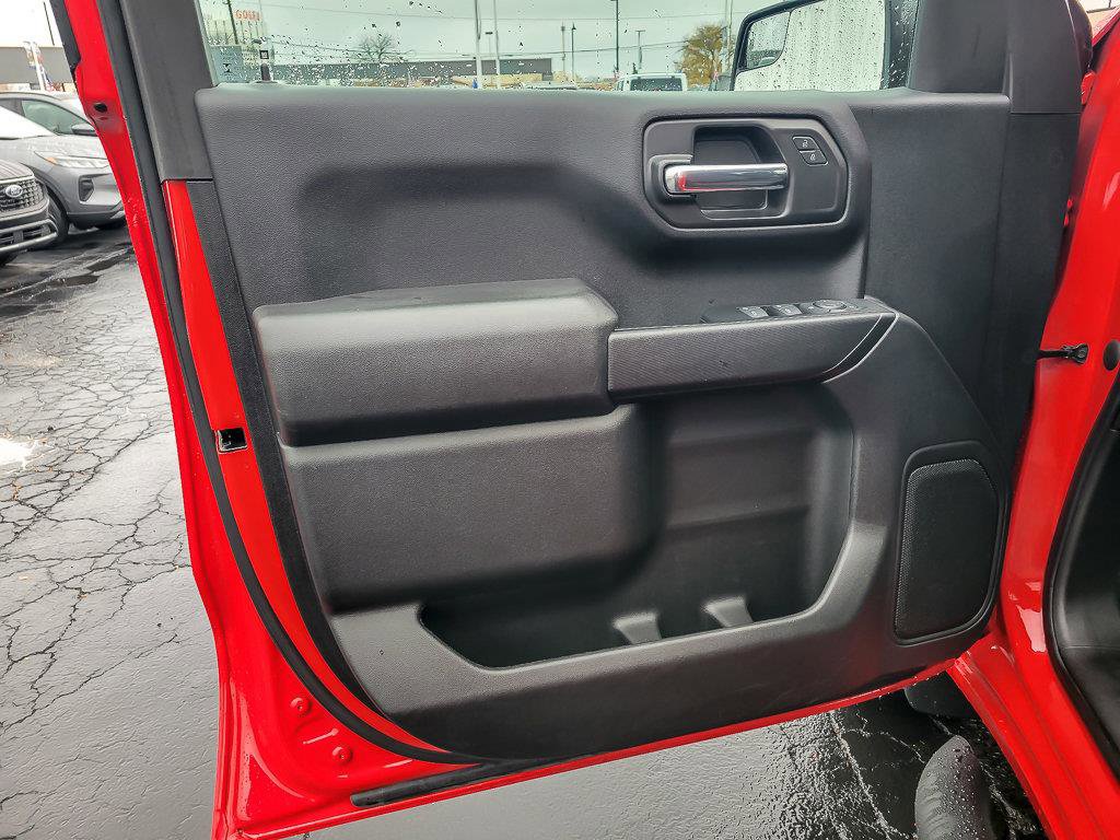 2023 CHEVROLET SILVERADO - Image 23