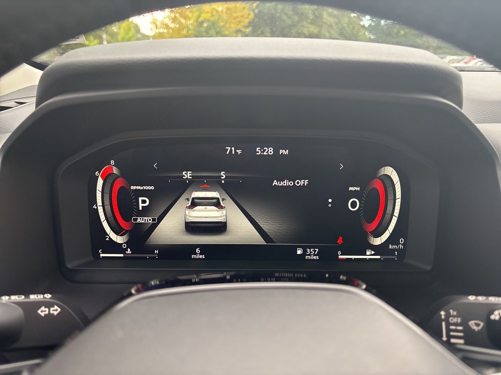 2026 Nissan Rogue Platinum photo 3