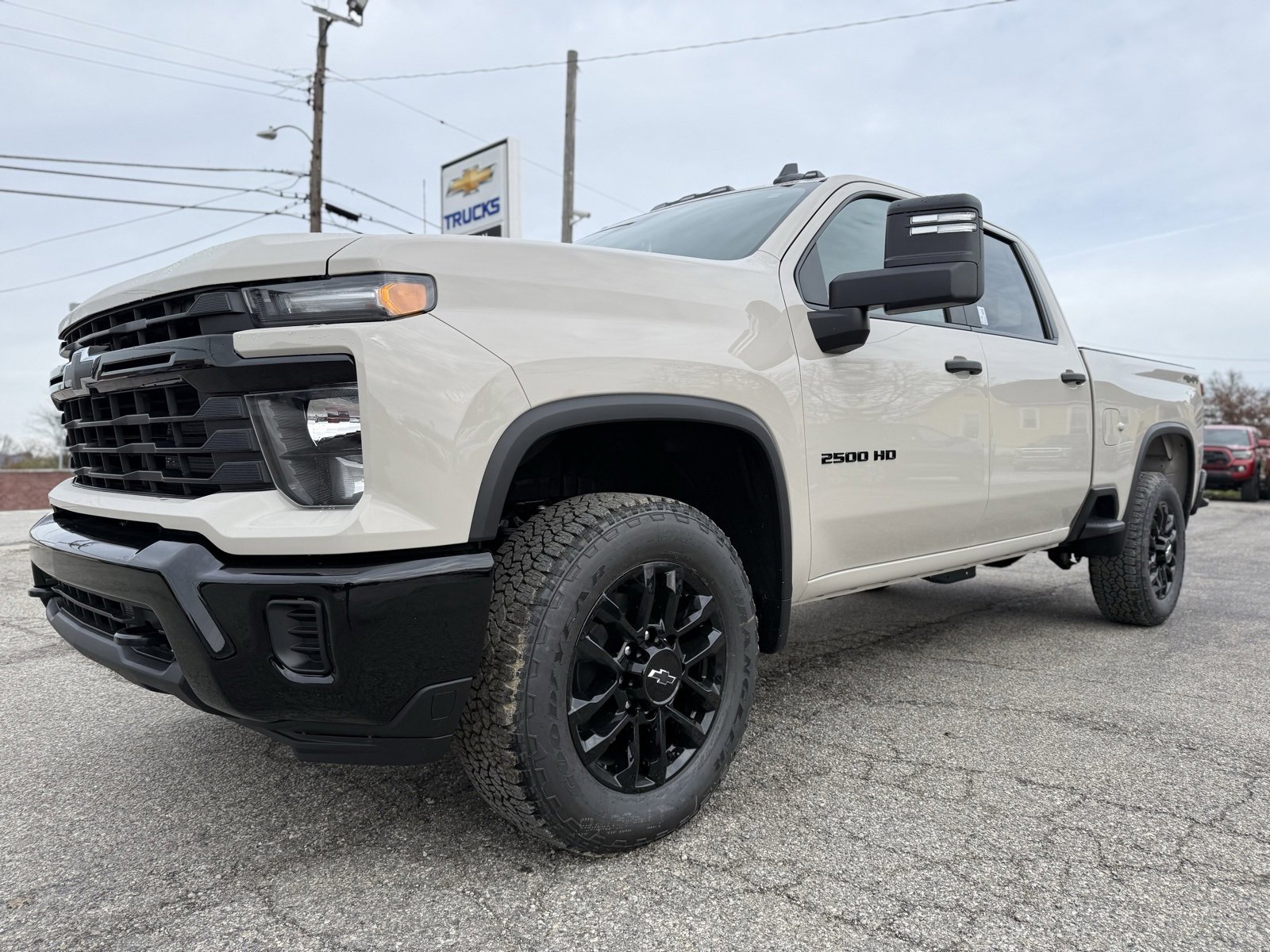 2026 Chevrolet Silverado 2500HD Custom photo 2