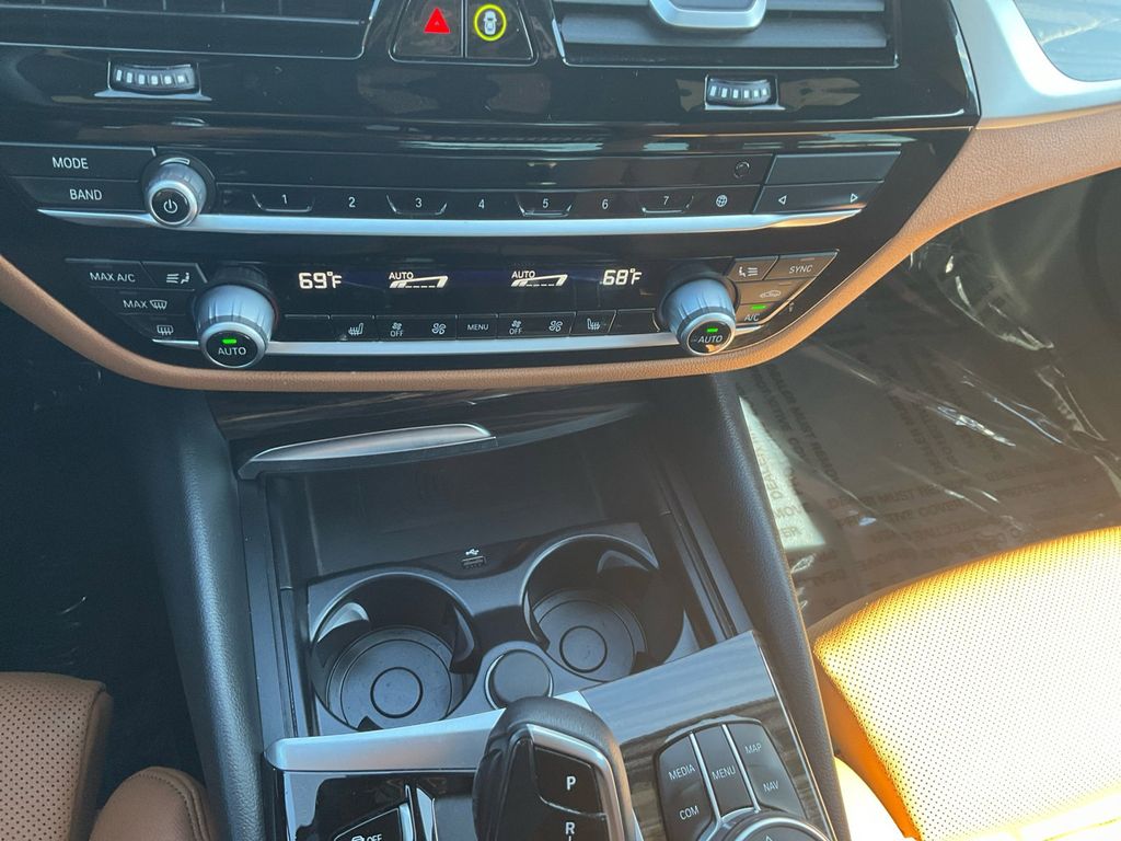 2022 Bmw 530i photo 21