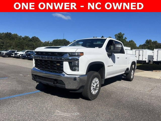 2022 Chevrolet Silverado 2500HD LT photo 3