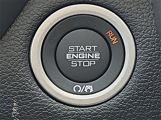 2025 Ram 2500 Big Horn photo 16
