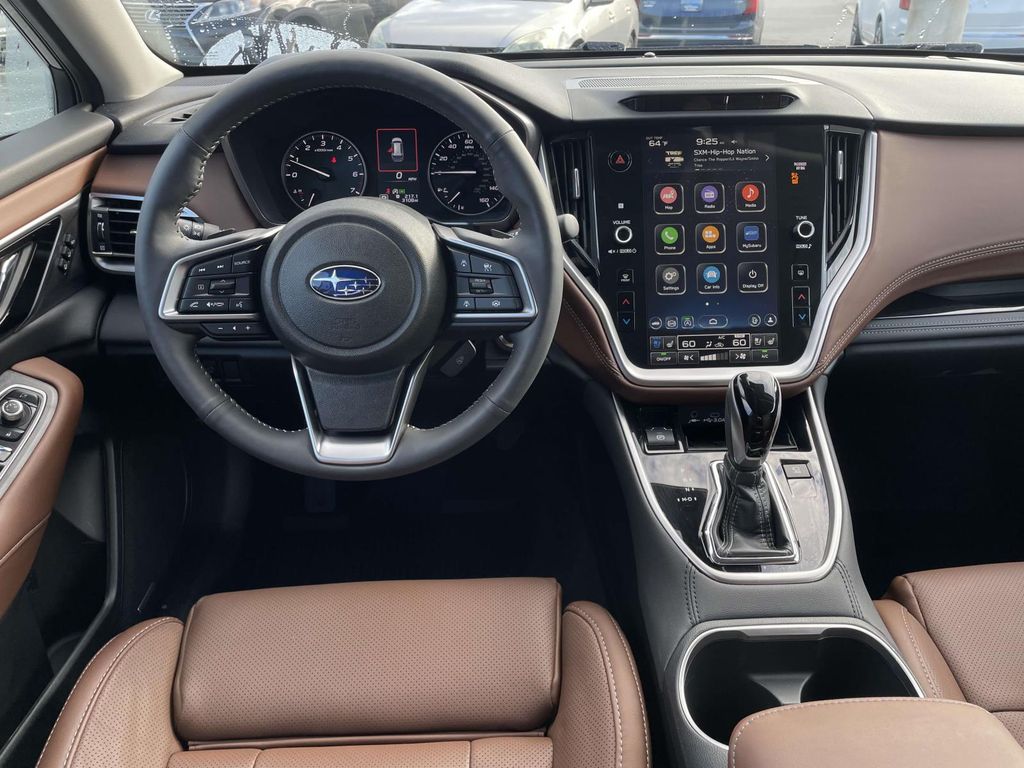 2025 Subaru Outback Touring XT photo 2