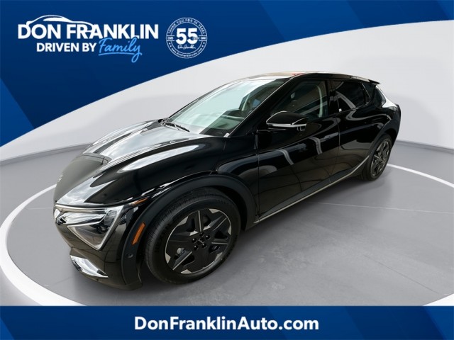 2025 Kia EV6 Light L/R's photo