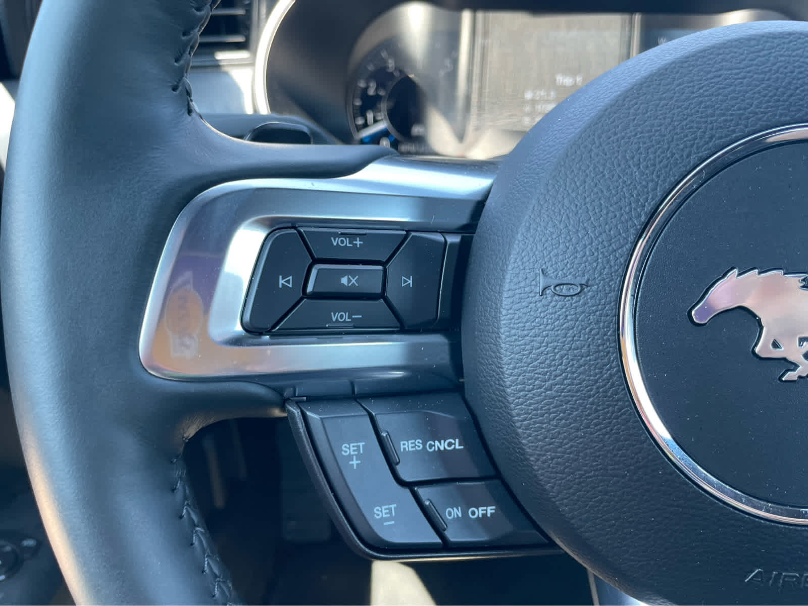 2022 Ford Mustang Mach 1 photo 14
