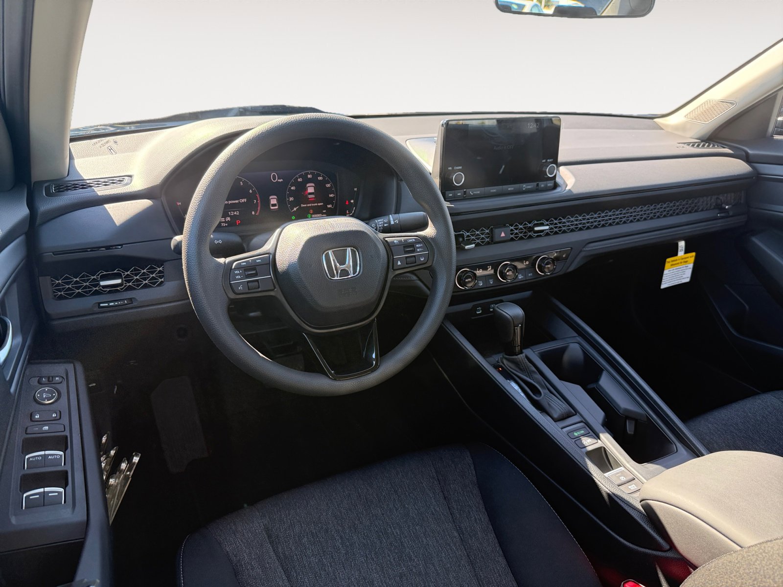 2025 Honda Accord SE photo 15