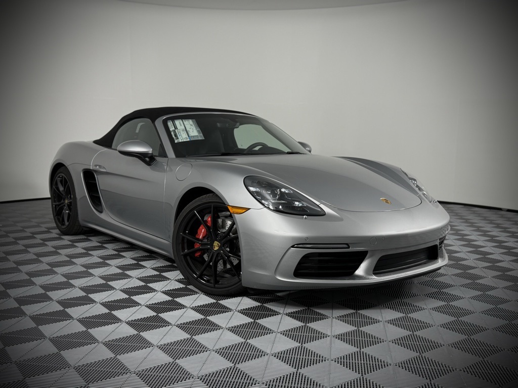 2024 Porsche Boxster S photo 6