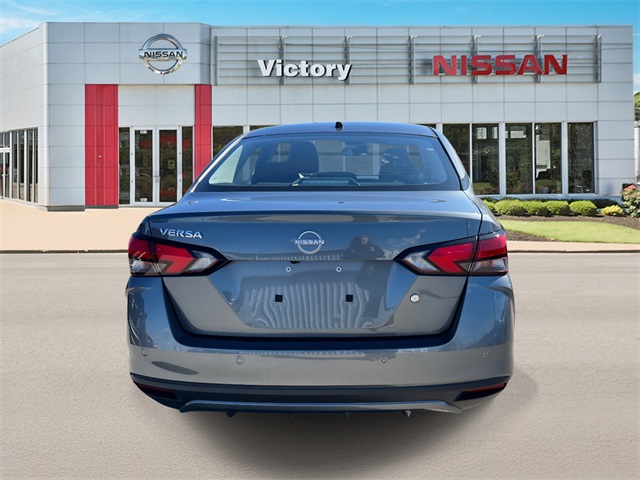 2025 Nissan Versa S photo 4