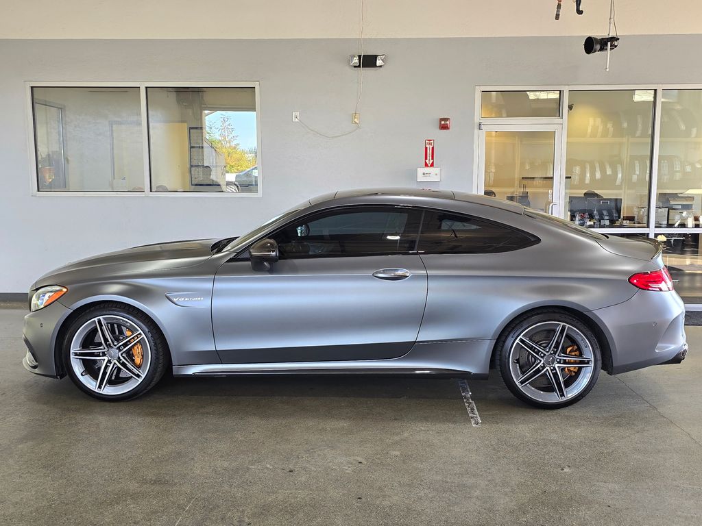 2019 Mercedes Benz C AMG 63 S photo 4