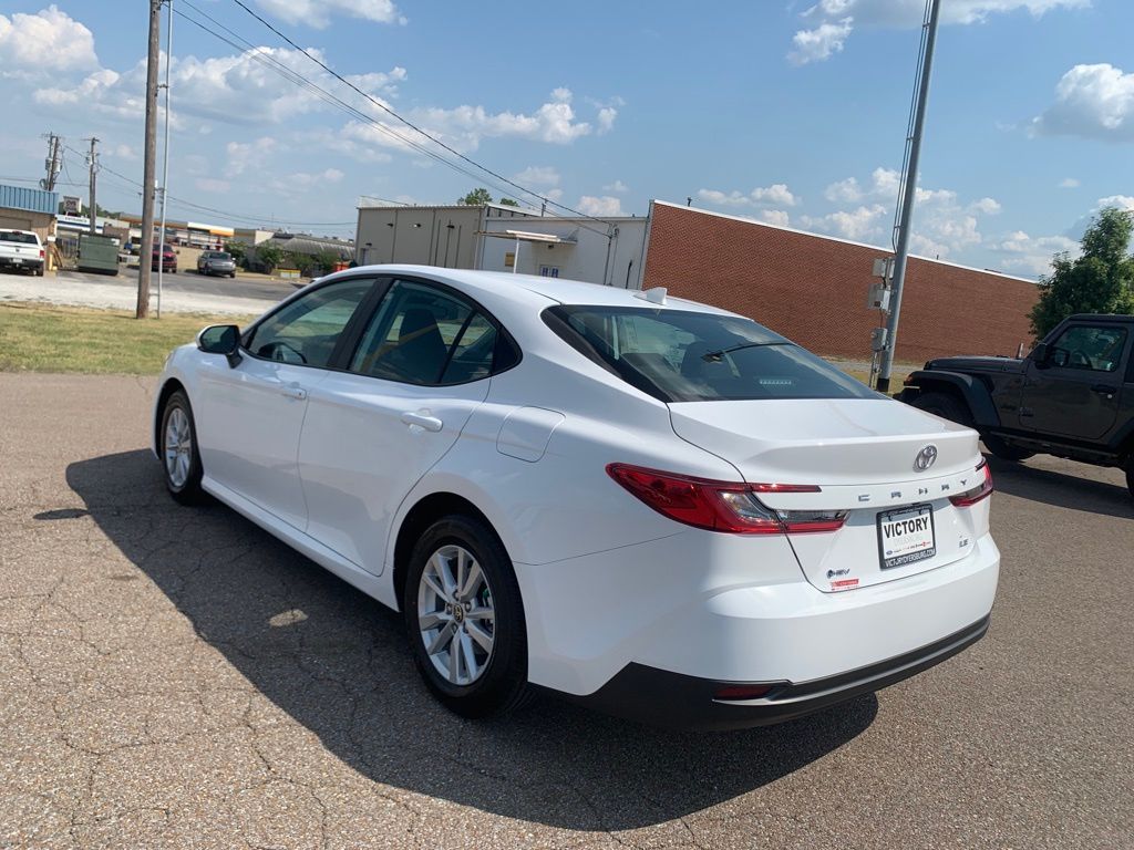 2026 Toyota Camry LE photo 5