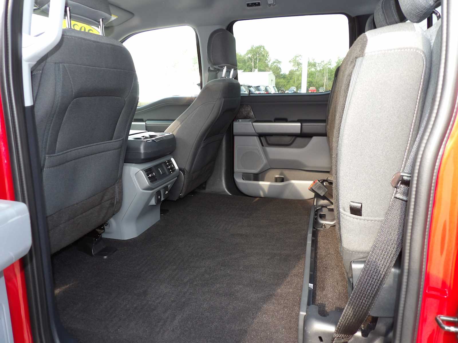 2021 Ford F-150 XLT photo 12