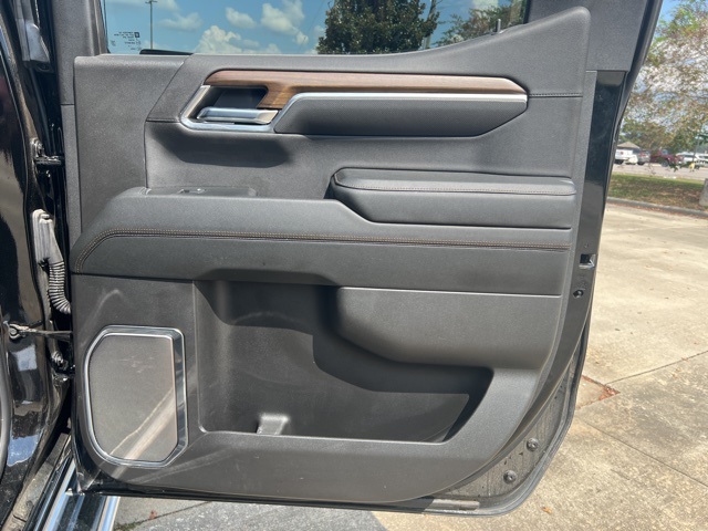 2023 Chevrolet Silverado 1500 High Country photo 32