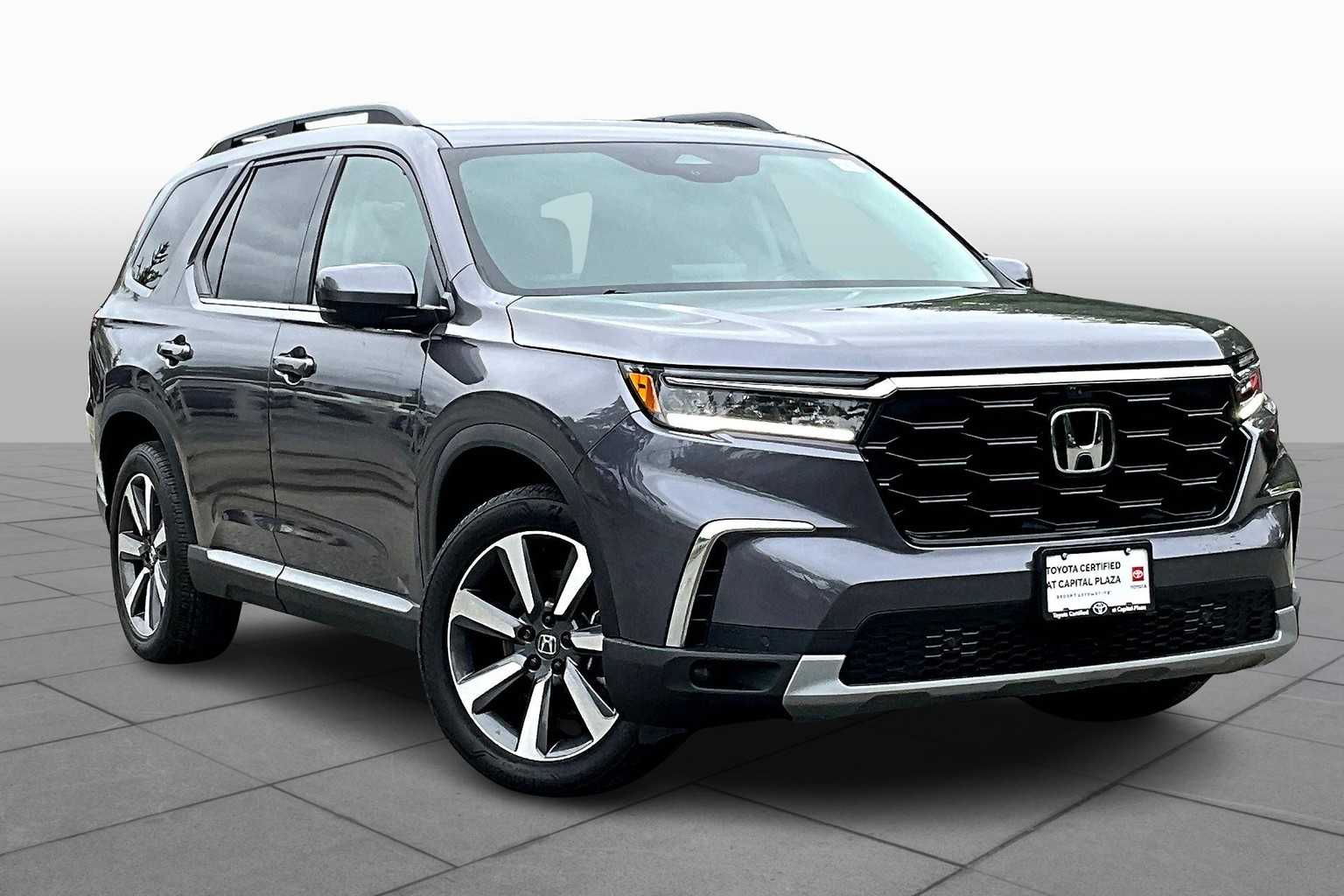 2025 Honda Pilot Elite photo 3