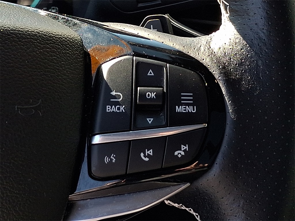 2023 Ford Explorer ST photo 17