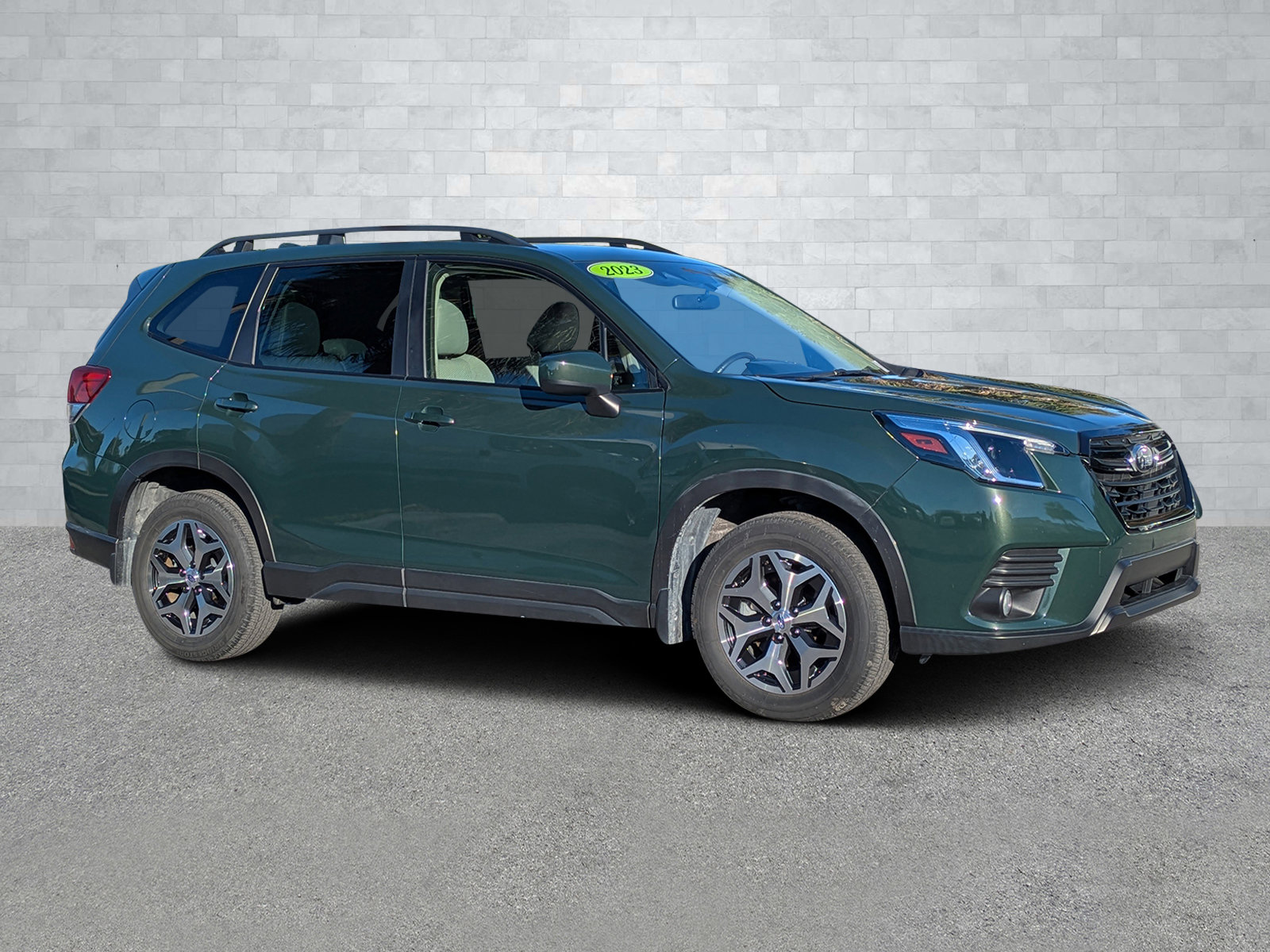 2023 Subaru Forester Premium's photo
