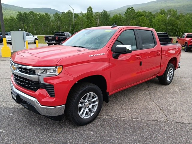 2025 Chevrolet Silverado 1500 LT photo 3