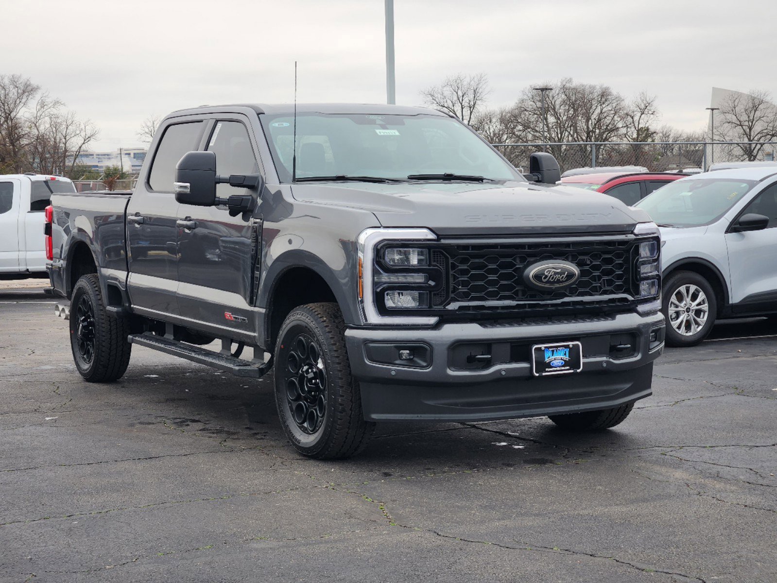 2025 Ford F-250 Lariat photo 2
