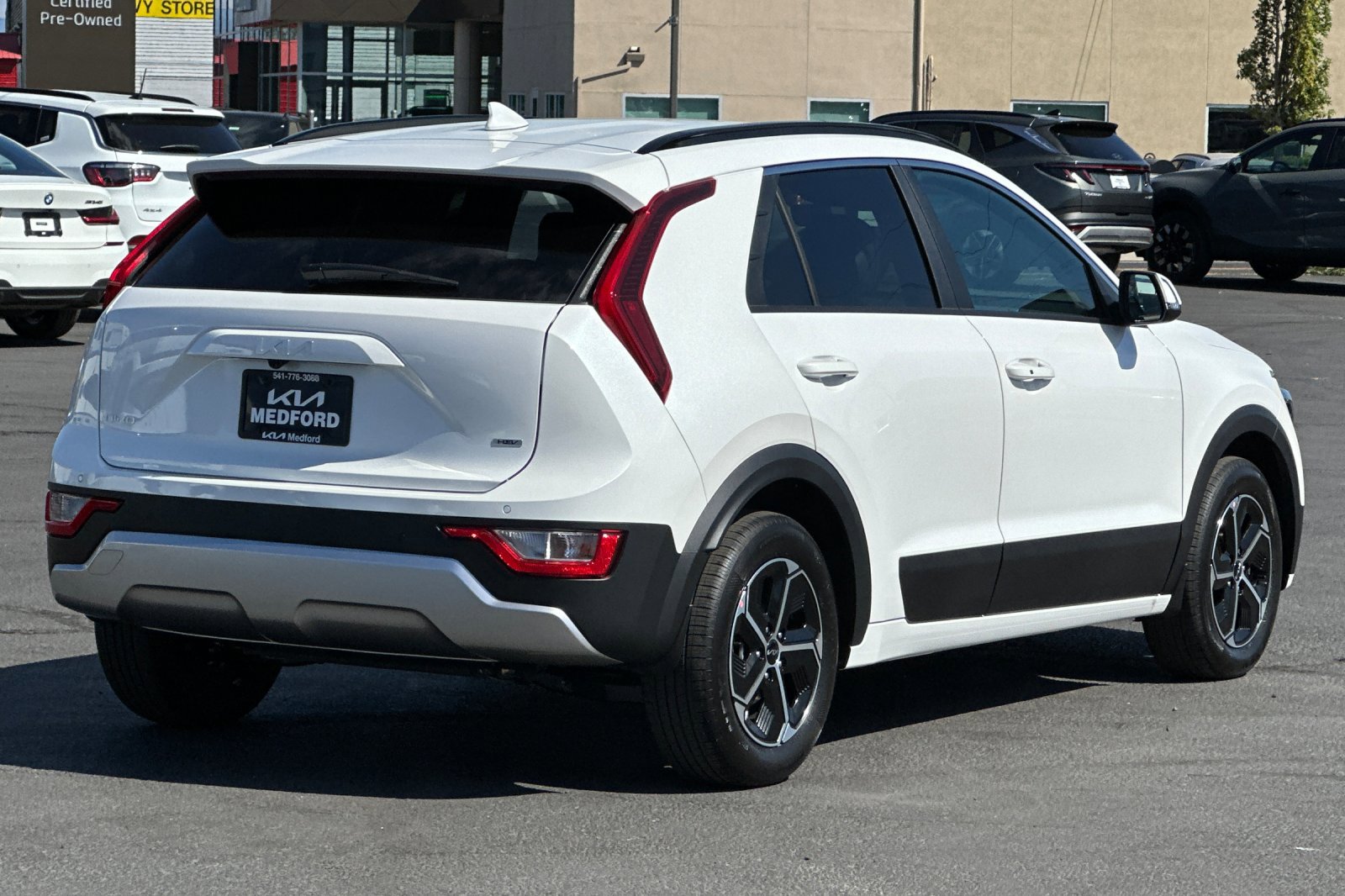 2025 Kia Niro EX photo 4