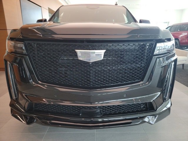 2023 Cadillac Escalade V-Series photo 3