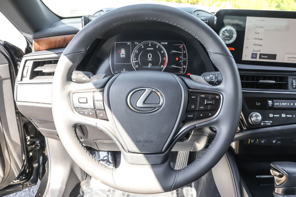 2023 Lexus ES 350 photo 15