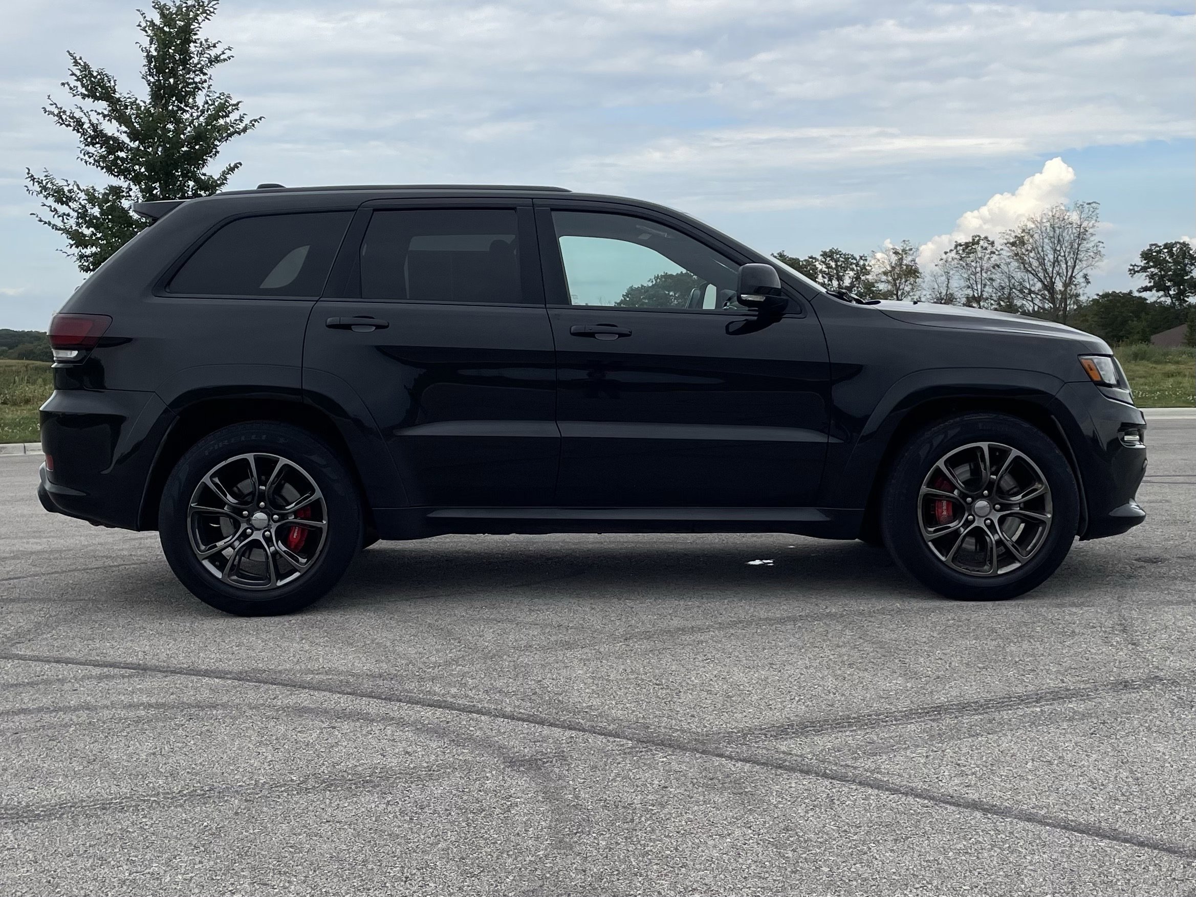 2016 Jeep Grand Cherokee SRT8 photo 3